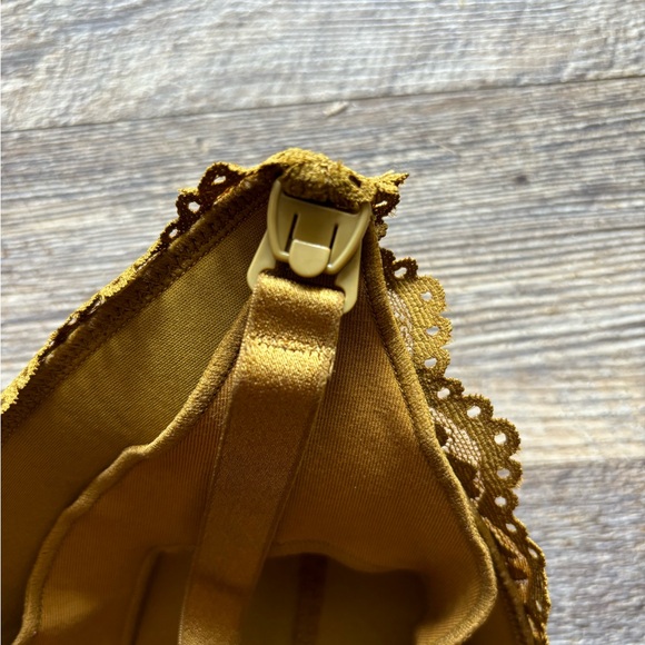 Momamda lace nursing/maternity bra (color is discontinued avocado color) - Picture 3 of 6